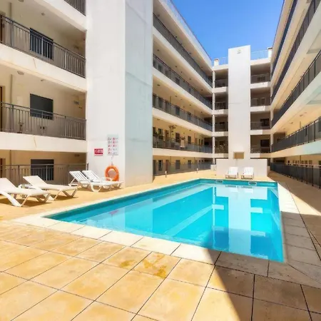 Center Private Parking Sea View