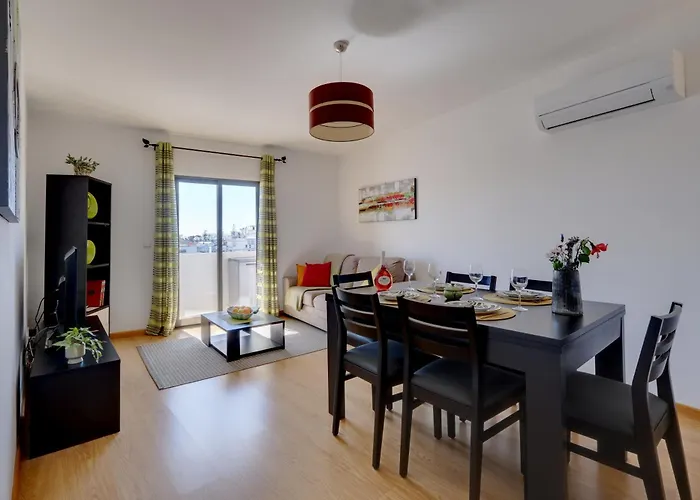 Center Private Parking Sea View